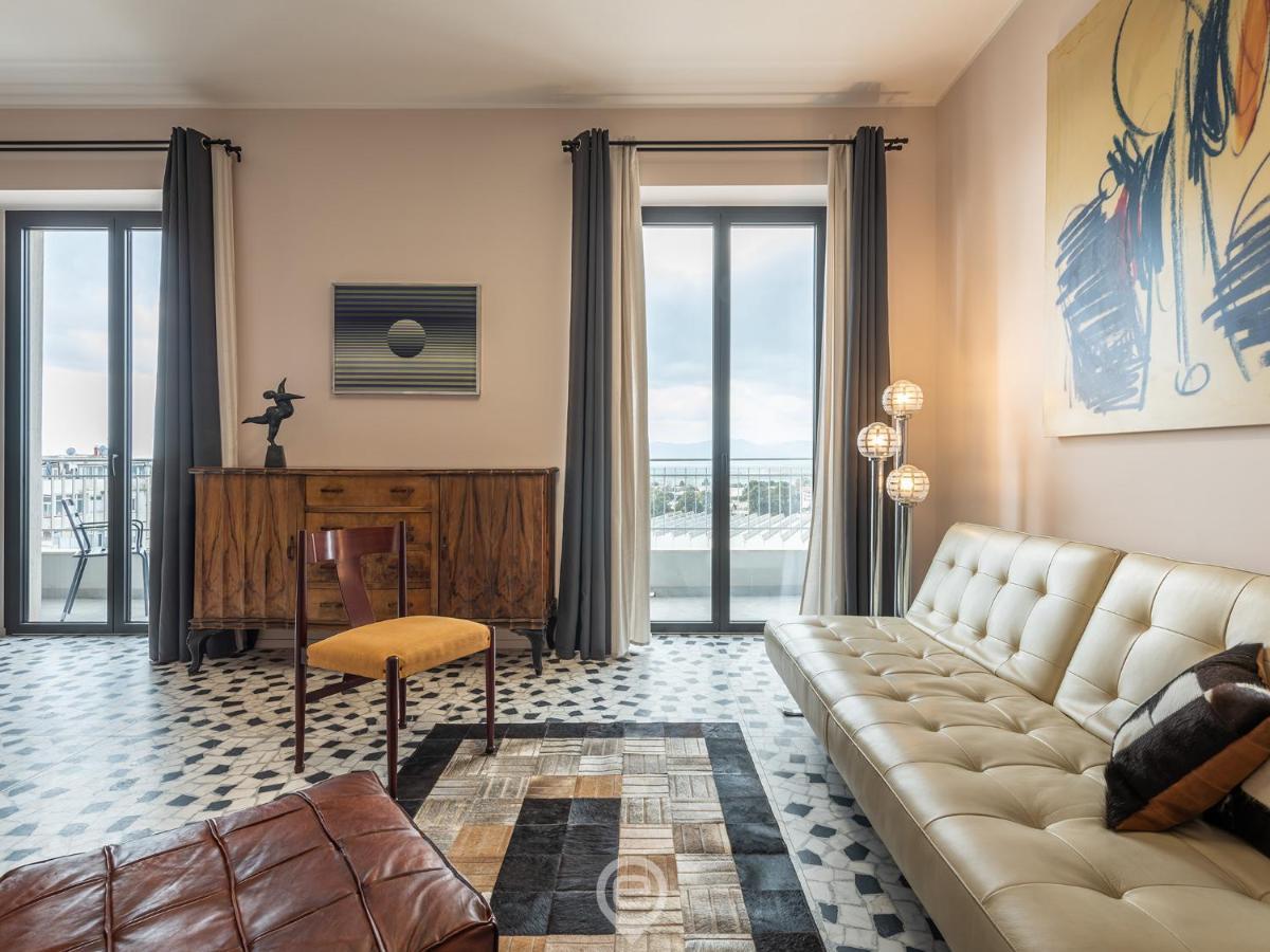 Harbor View Apartment Кальярі Екстер'єр фото